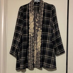 ANDREE BY UNIT Black and Cream Plaid Blazer